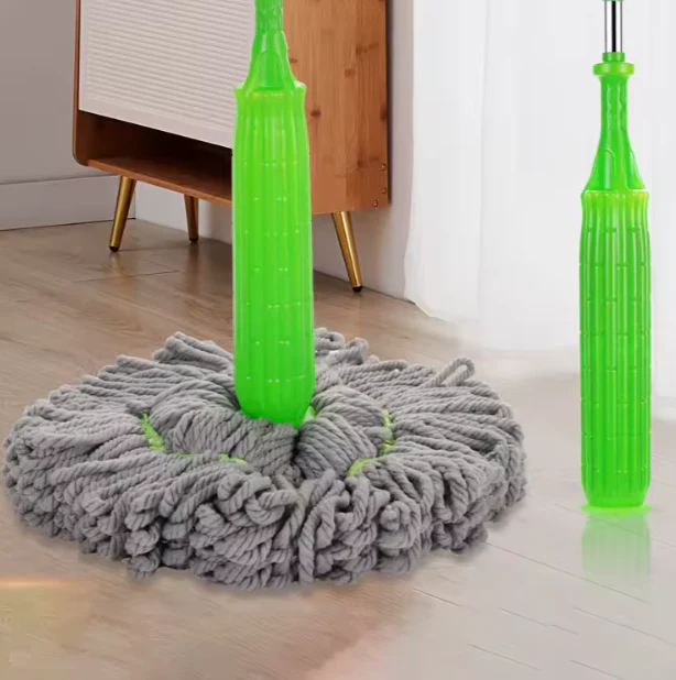 Self-twisting Water Rotating Mop